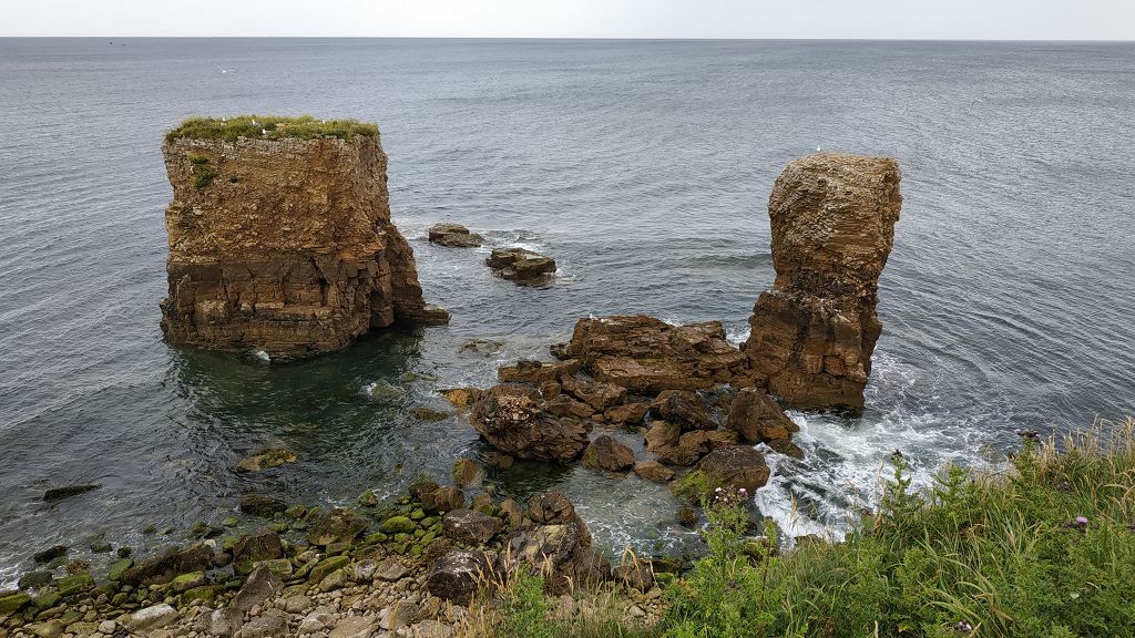 Steilküste am Souter Lighthouse