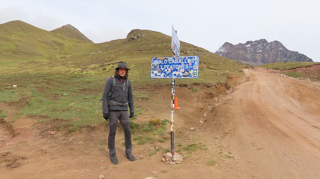 Wir wandern 500 Höhenmeter auf den Vinicunca