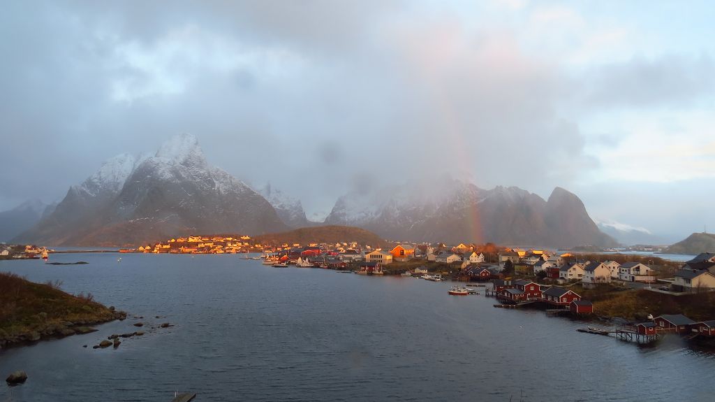 Reine im Licht der aufgehenden Sonne