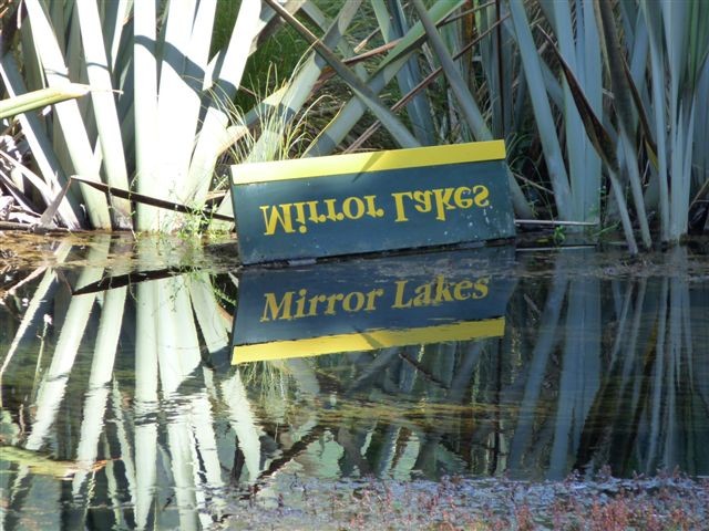 Die Mirror Lakes