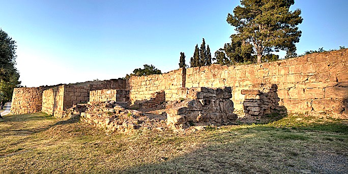 Mauer Ullastret. Quelle: MAC Ullastret