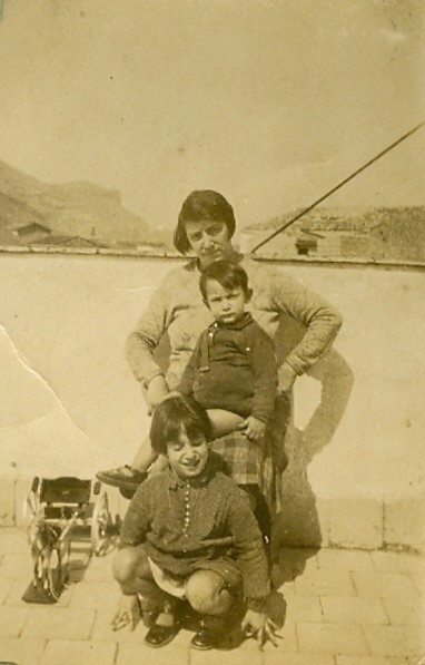 1929 - Nonna Irene con Franca e Aldo Sensales