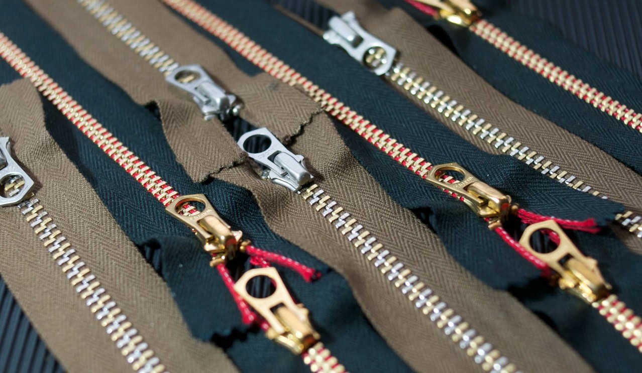 楽天市場】クロムエクセル ジッパーウォレットS ミニ財布