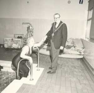 Elsie with her husband Frank Carter, Lord Mayor, 3rd March 1986 (Birmingham Libraries)