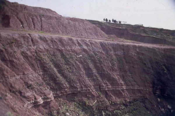 The pit at the former Bayliss works in 1972, an awesome sight (H. Birch)