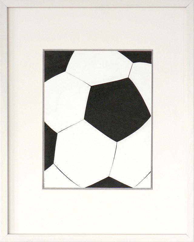 ANJA HOINKA «Fussball2», 2005, Pappschnitt, Tusche, gerahmt 50 x 40 cm