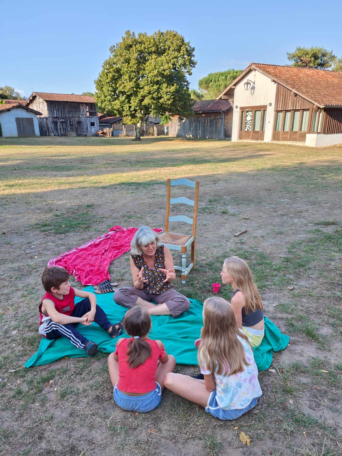A l'auberge du Bernin, café associatif à Vert (40)