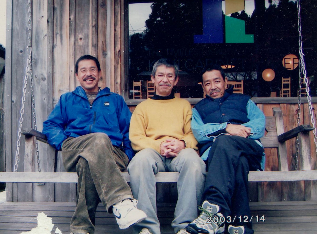 KAKIについて - KAKIのホームページ