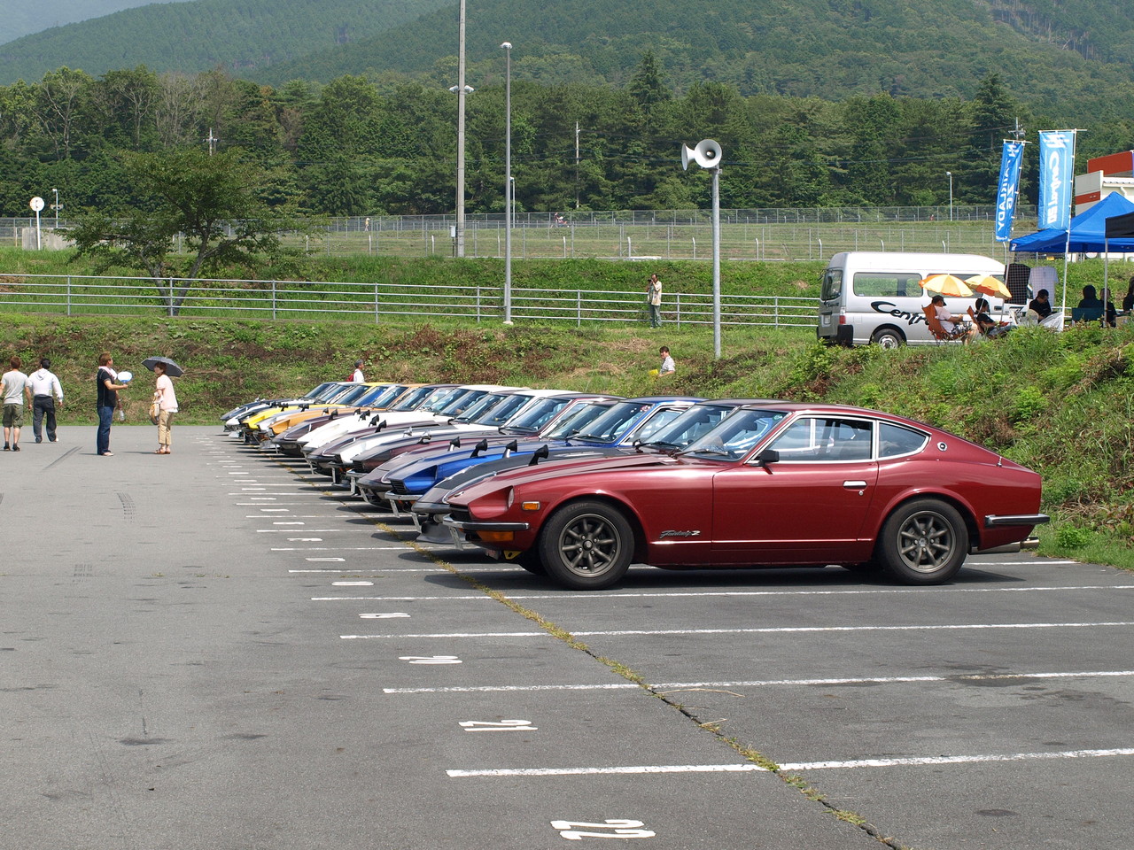 13年7月28日DSCC AJFM - 日産旧車達、特にフェアレディー