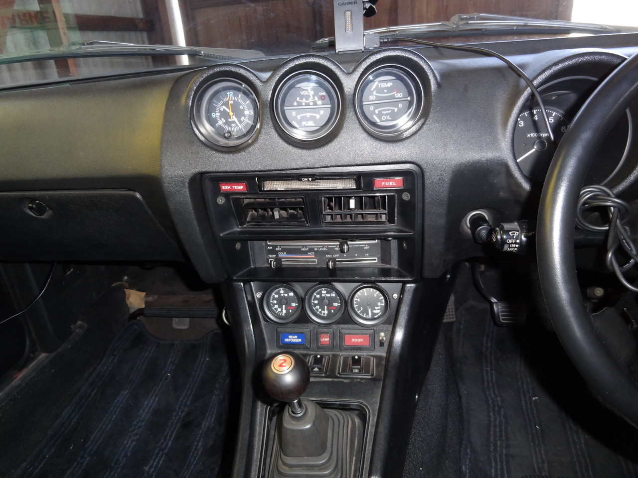 S30Zの室内関係の修理 - 日産旧車達、特にフェアレディーS30Z