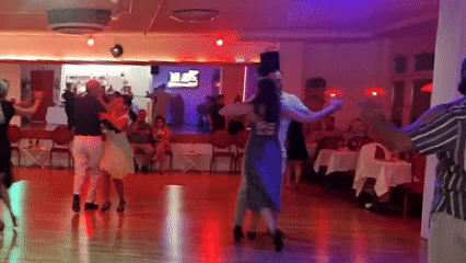 Tanzpartys & Events bei Vallazza – Tanzen, feiern, genießen.