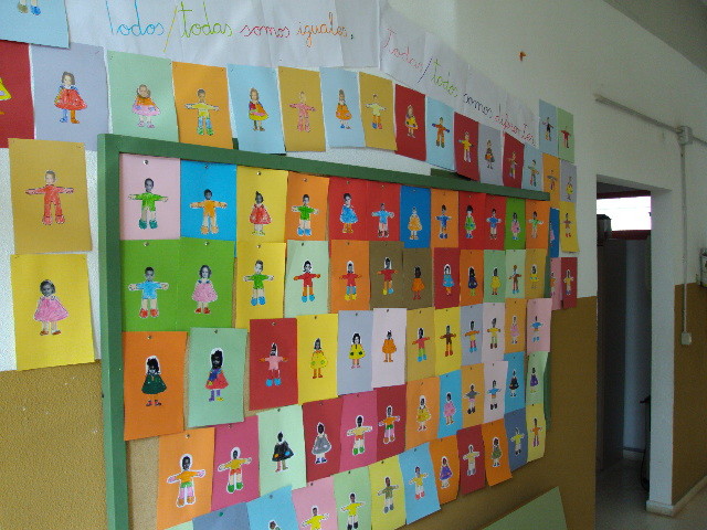 Edificio de Educación Infantil. Pasillo de entrada