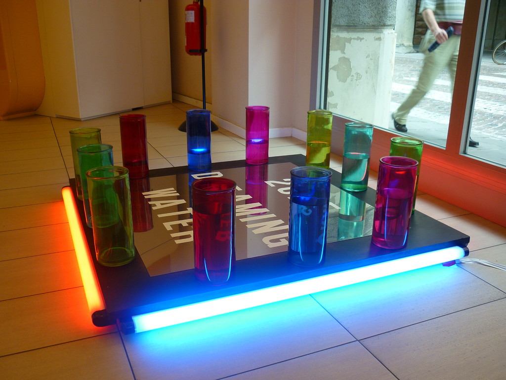 “2025 DREAMING WATER” (II Vs. ), installation, 140 X 140 X 40h  cm.