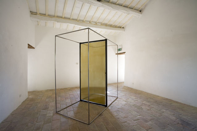 "Domino-Dominio" Installazione 2007 -ferro-ottone-rame-cm 100x 200 x 200-