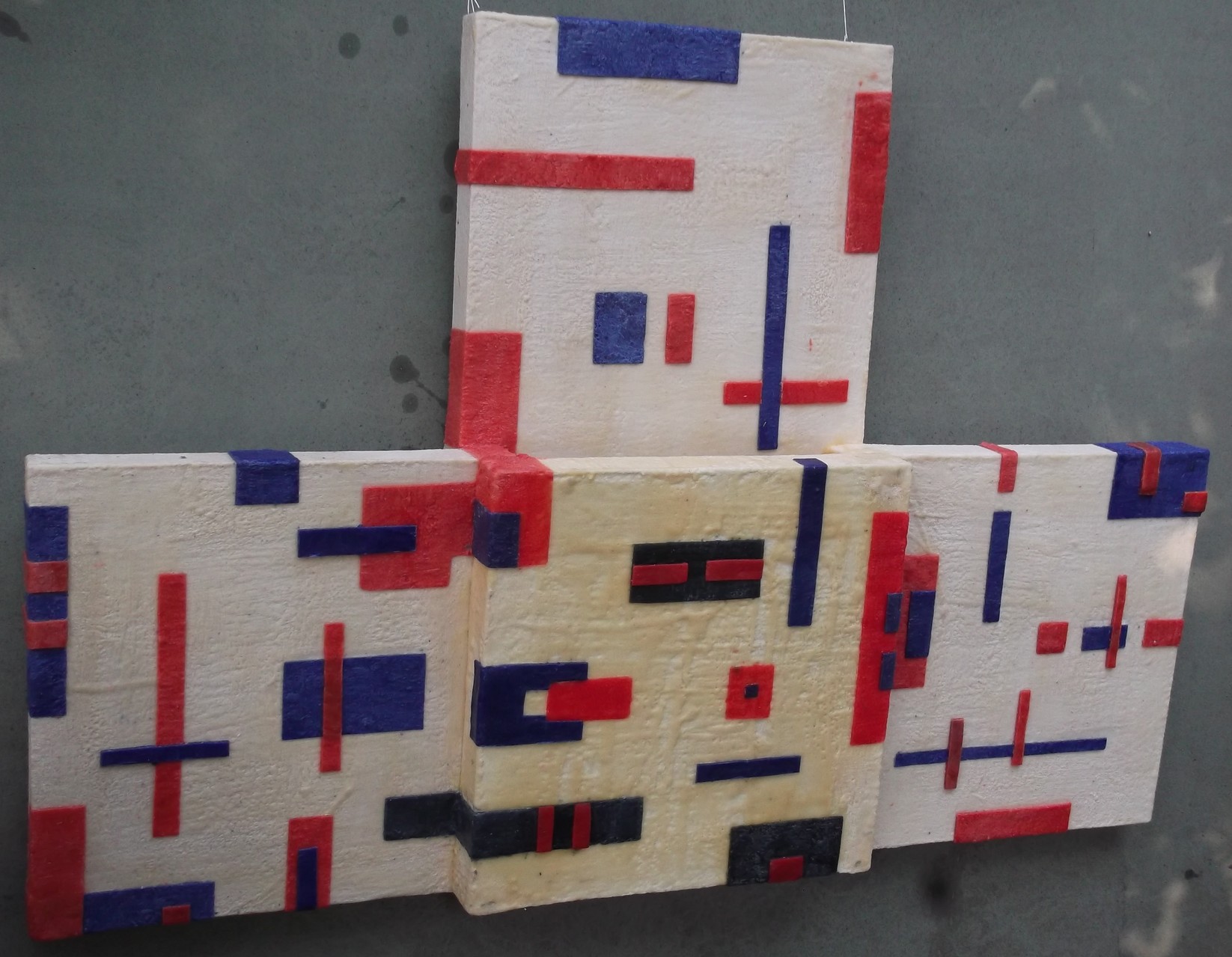 -Urban relief # 10 - 2014 - scented wax stratification on canvas - ( left side) cm 140 x 80 x 15