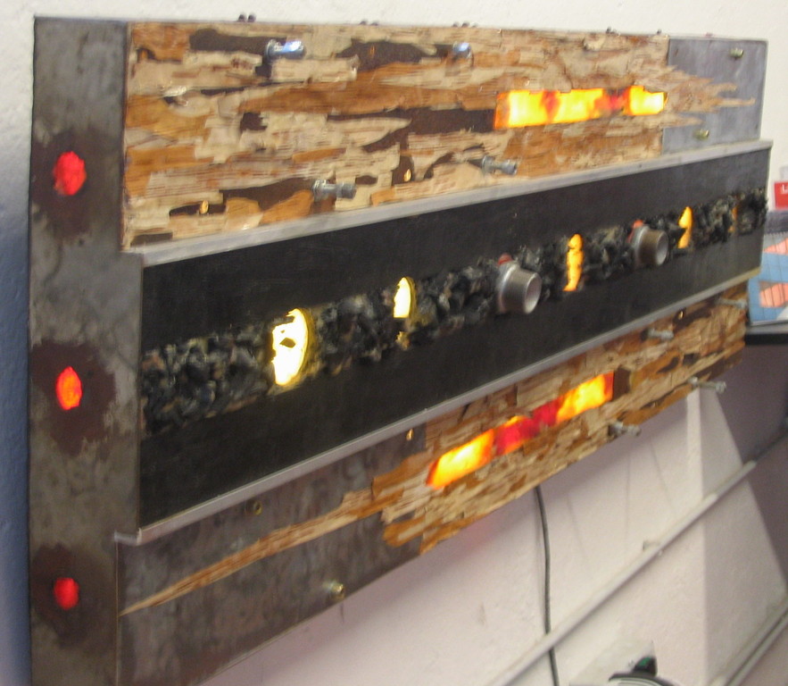 "Wall " a/1  Scultura 2003 -materiali vari- cm 50x160x12