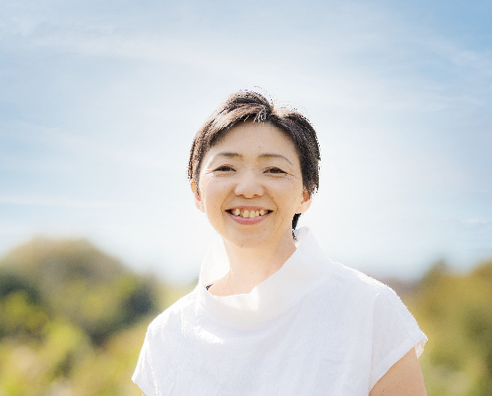 「みなさん、こんにちは！ 議席番号5番  高橋たかこです」で始まる一般質問
