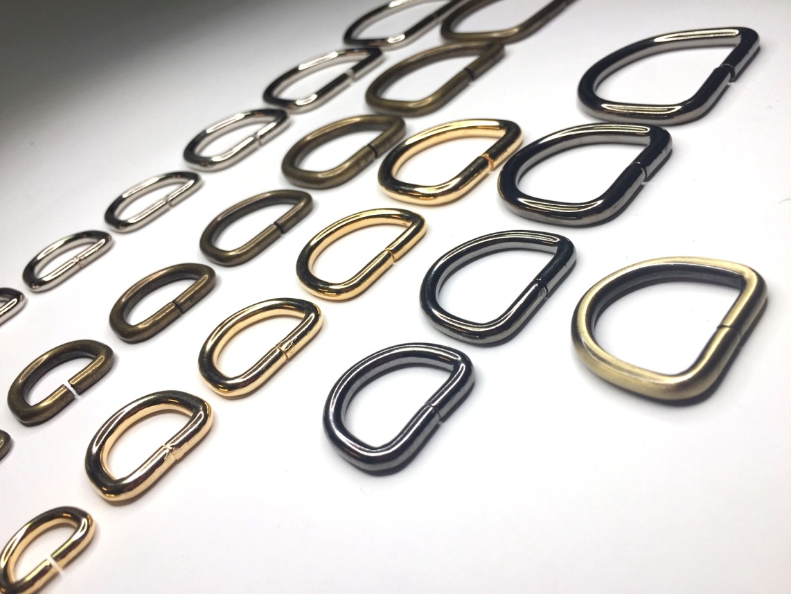 Anelli in metallo sezione da 3,5 mm per pelletteria sostegno per tracolle Diametro Nickel Colore 40 mm