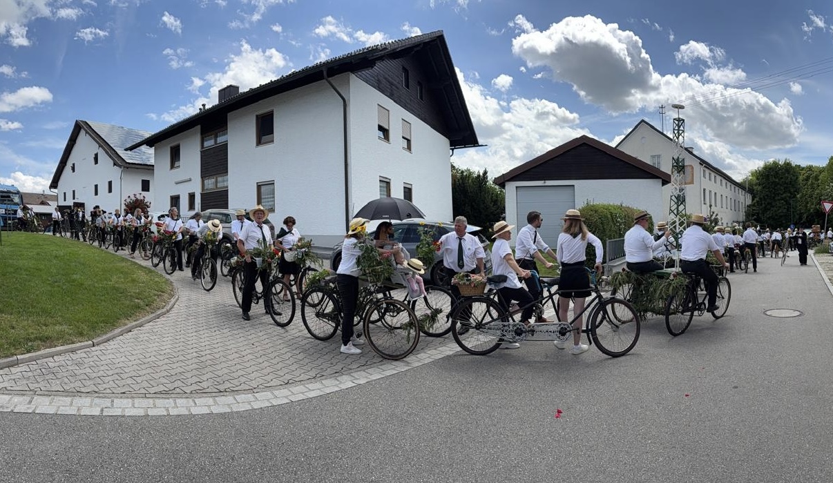 Fahrt zur aufstellung für die Korsofahrt