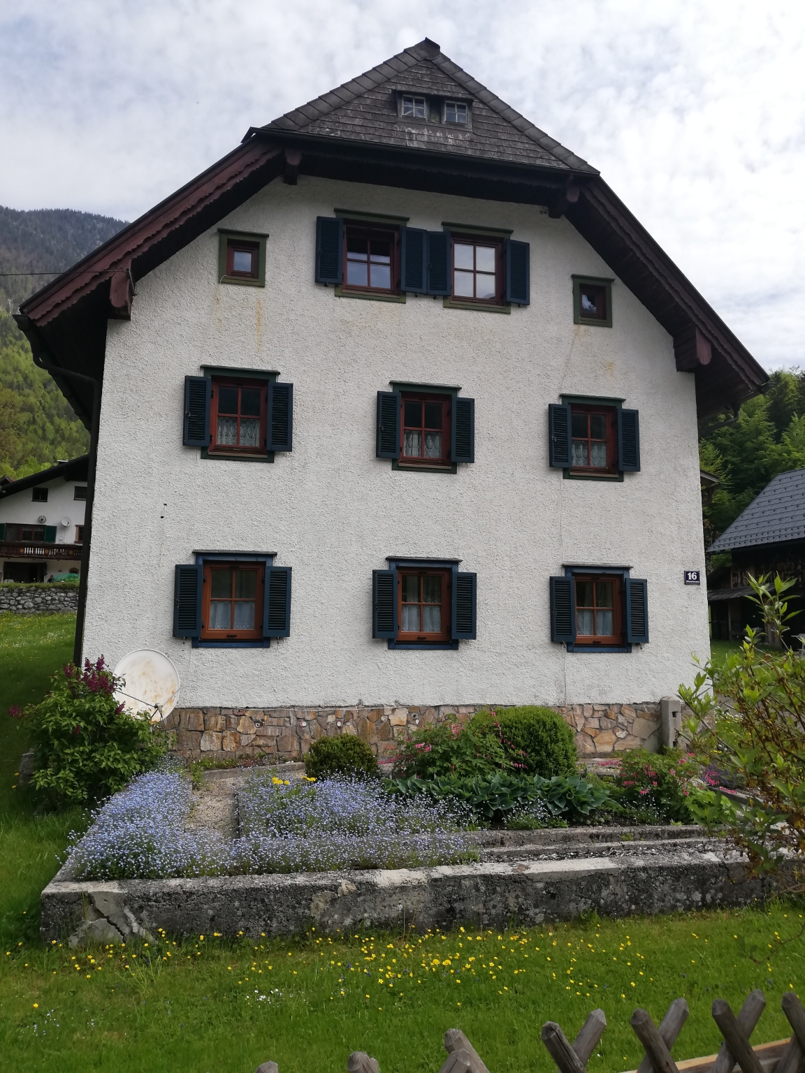 Haus Ansicht vo der Hauptstraße 