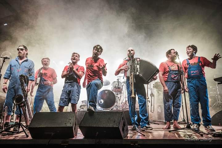 Les artistes de "PVC, que du tube" seront sur la scène de Popul'Eyre samedi soir./Photo PVC Que du tube.
