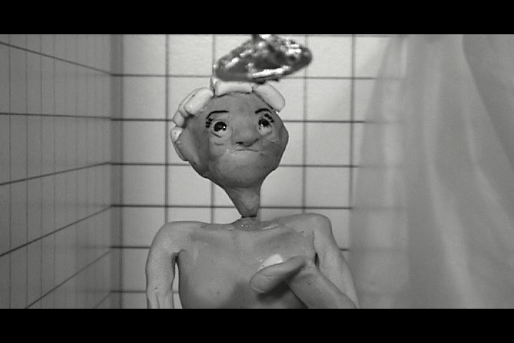 LE VIRTUEL TUE (hommage à Psycho) (2003 non terminé), animation pâte à modeler et pâte Fimo. Numérique. 4 min. 