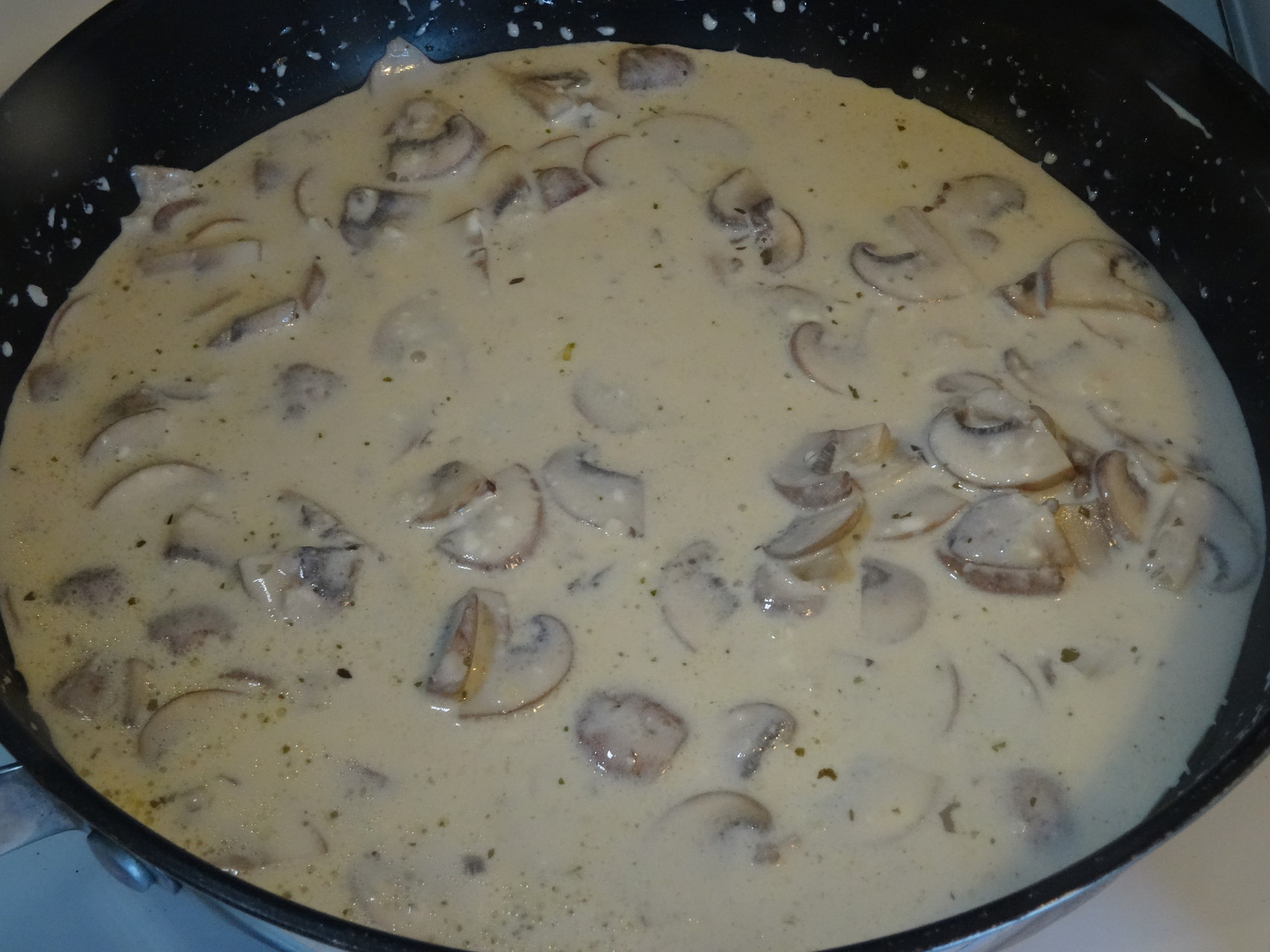 Creamy Garlic Mushrooms on Toast - The Credit Crunch Cooke