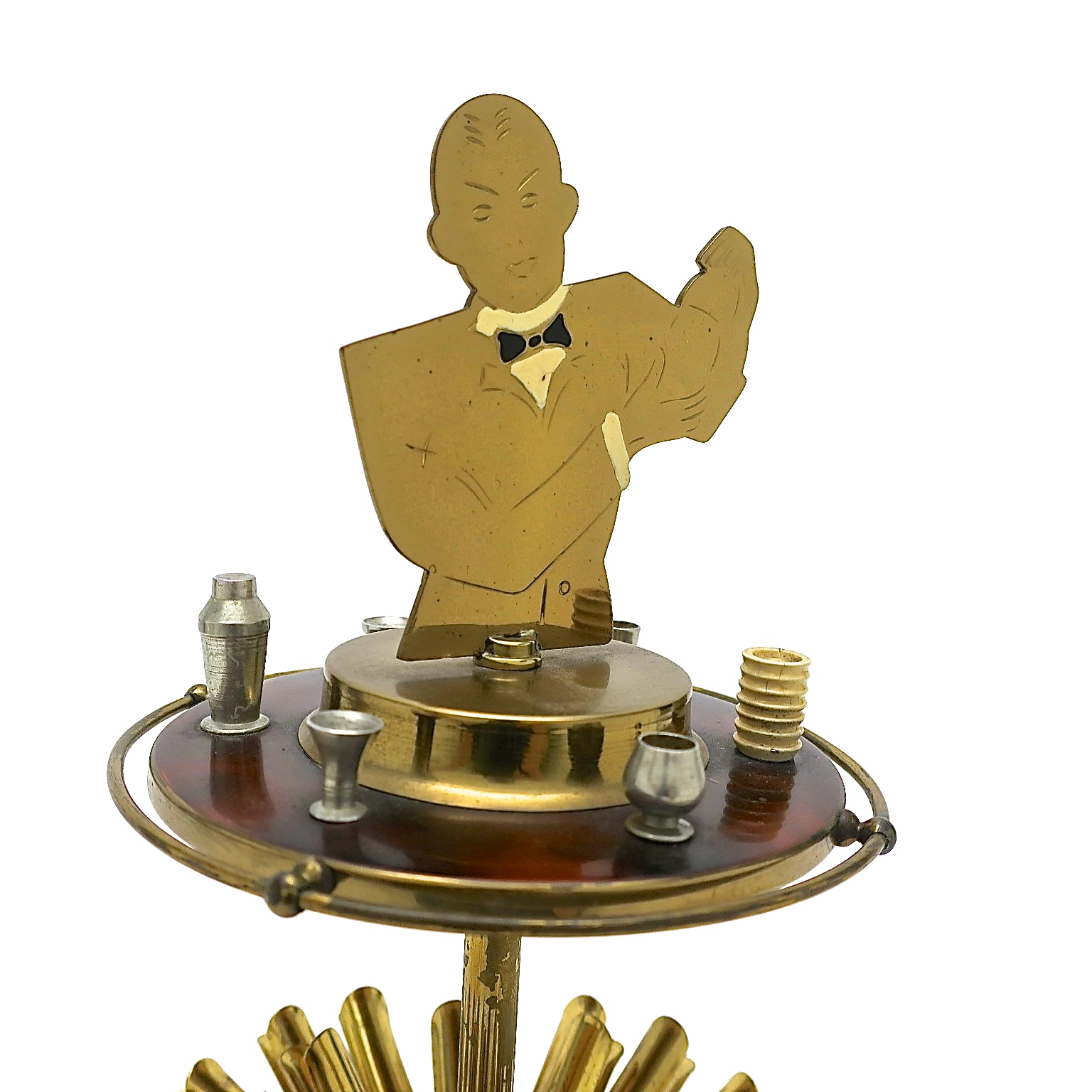 barkeeper bartender cocktails shaker zigarettenspender midcentury artdéco schildpatt fifties kaufmuseum münchen interior brass messing  barequipment für männer formen masculine männer geschenke