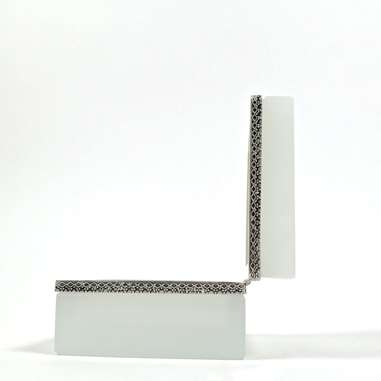 hochzeitsgeschenk taufgeschenk glasdose schatztruhe trinketbox deckeldose design midcentury interiordetail kaufmuseum münchen