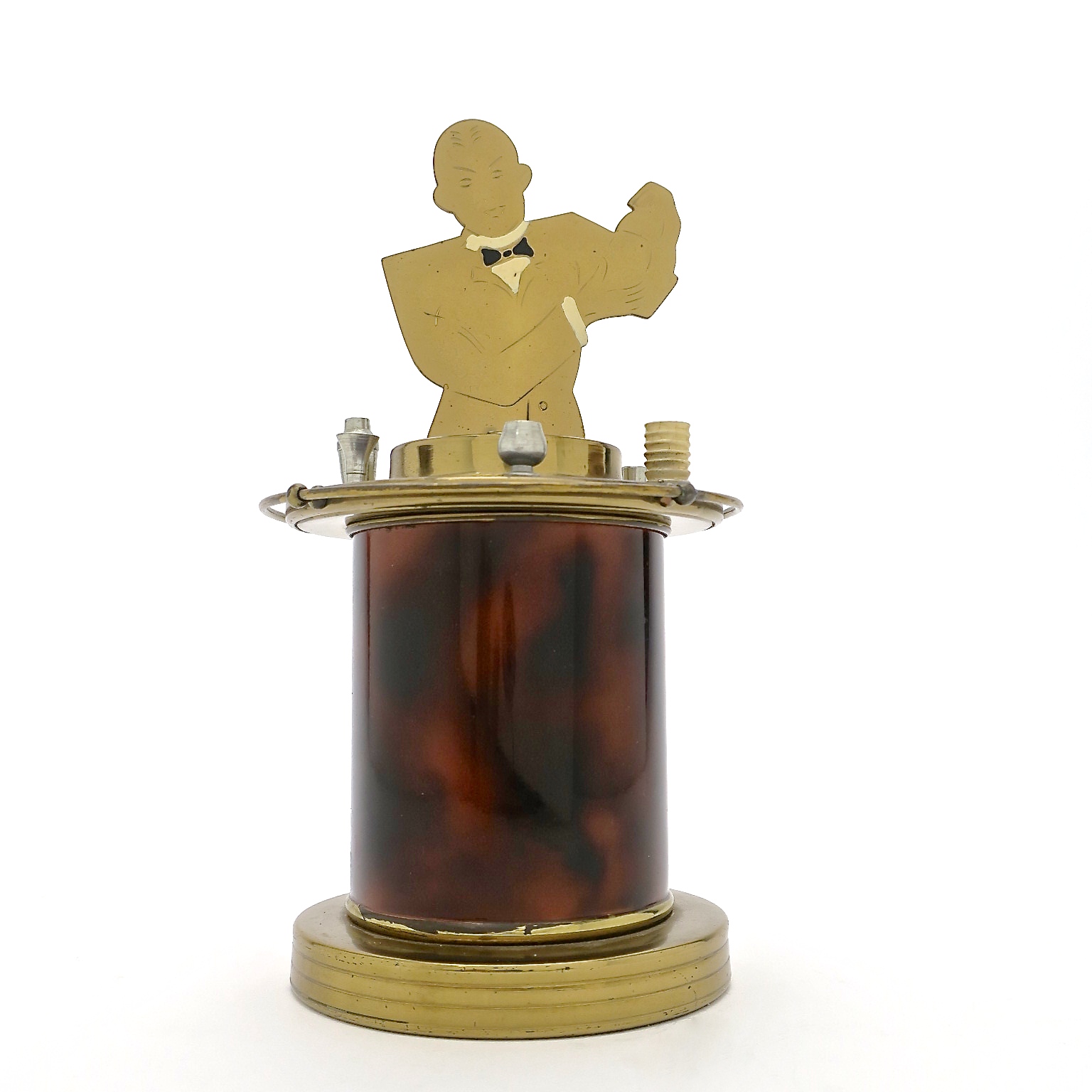 barkeeper bartender cocktails shaker zigarettenspender midcentury artdéco schildpatt fifties kaufmuseum münchen interior brass messing  barequipment für männer formen masculine männer geschenke