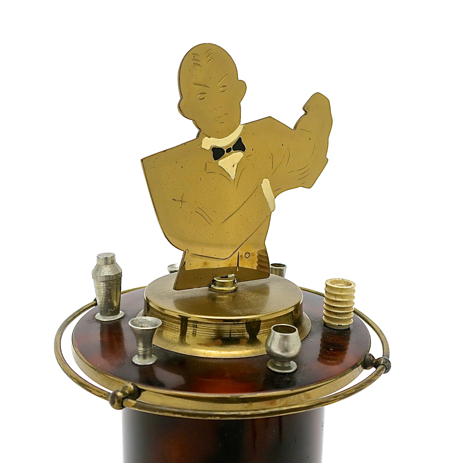 barkeeper bartender cocktails shaker zigarettenspender midcentury artdéco schildpatt fifties kaufmuseum münchen interior brass messing  barequipment für männer formen masculine männer geschenke