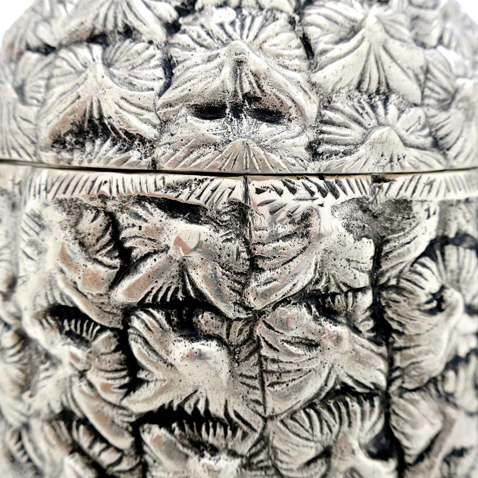 mauro manetti turnwald freddotherm icebucket eisbehälter zapfe zapfen versilbert sophisticated interior designer geschenke kaufmuseum