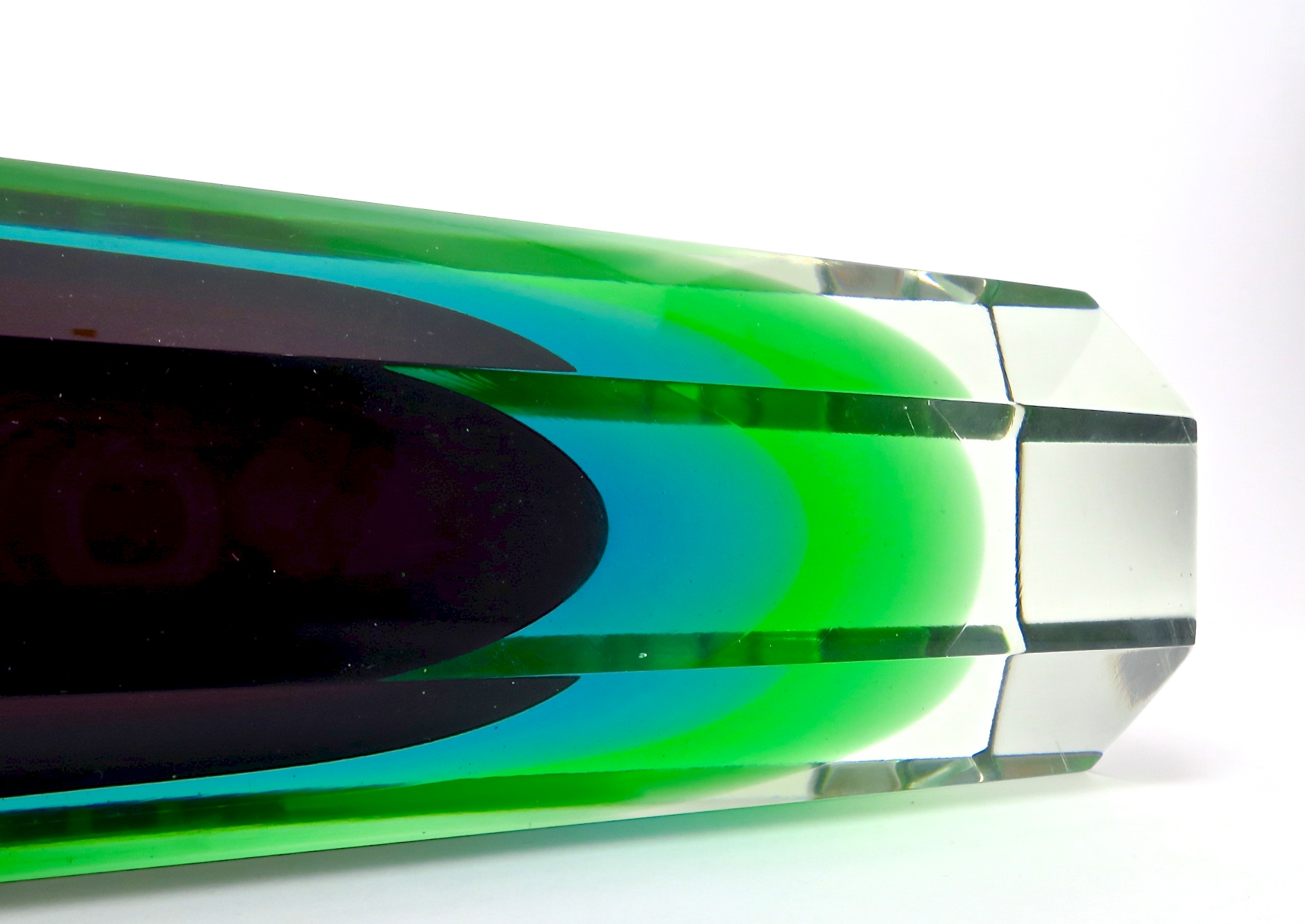murano Venedig purple power lila neon uranglas designer maskulin design glas glass vase sammlervase interior mundgeblasen
