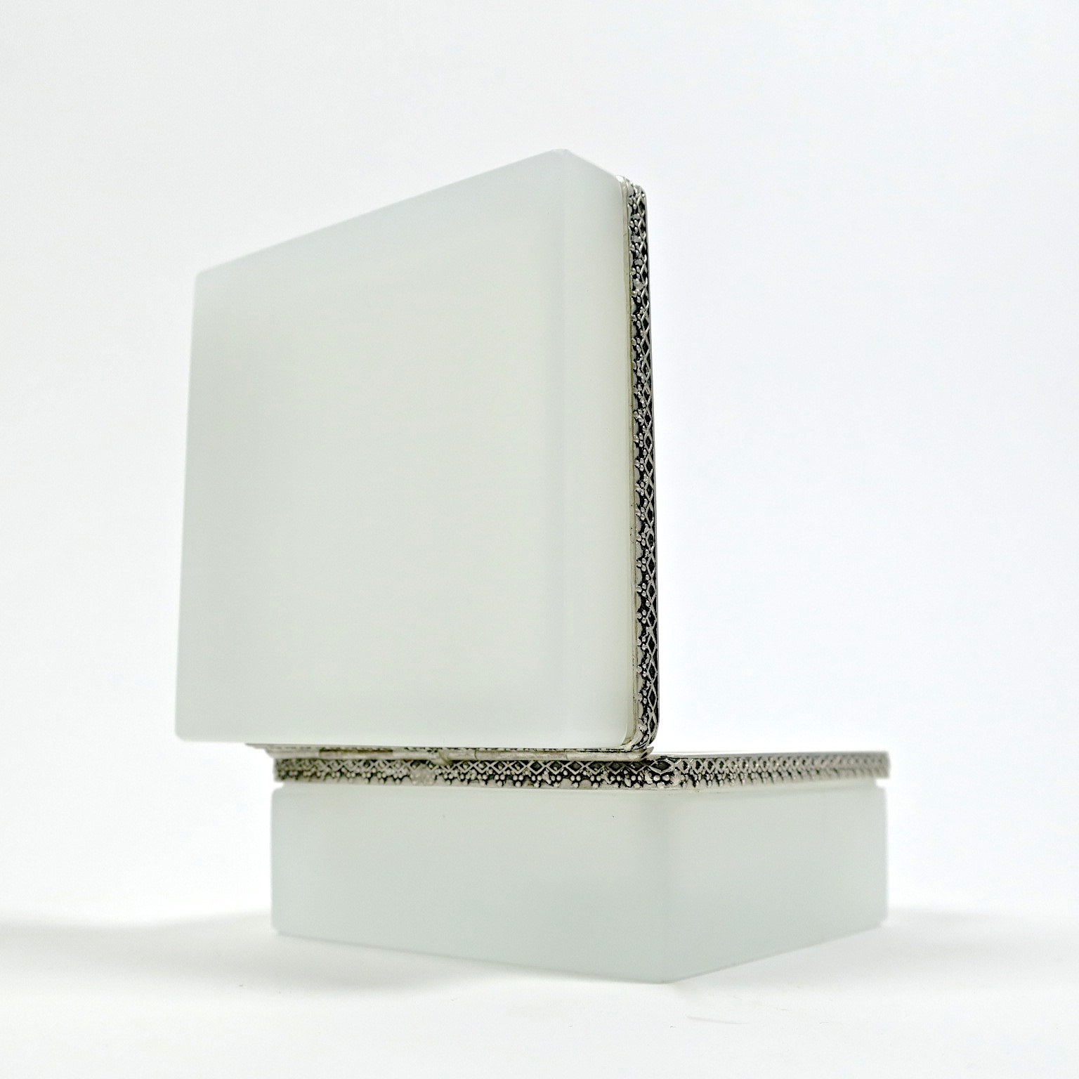 hochzeitsgeschenk taufgeschenk glasdose schatztruhe trinketbox deckeldose design midcentury interiordetail kaufmuseum münchen