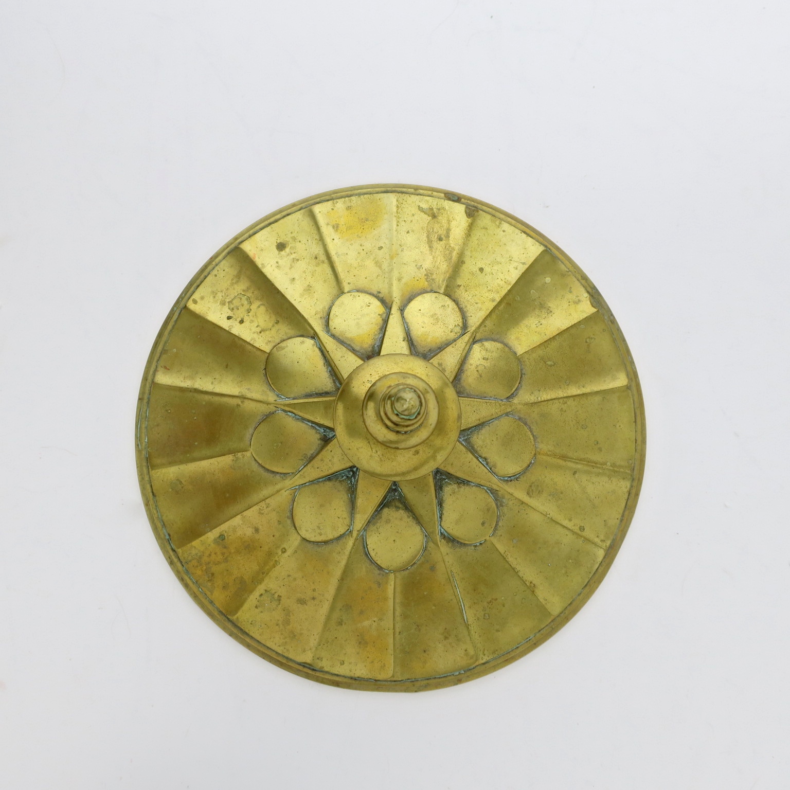 box barock pomp dose Aufbewahrung antik vintage kaufmuseum heikebruchhausen München brass Container Geschenke gifte