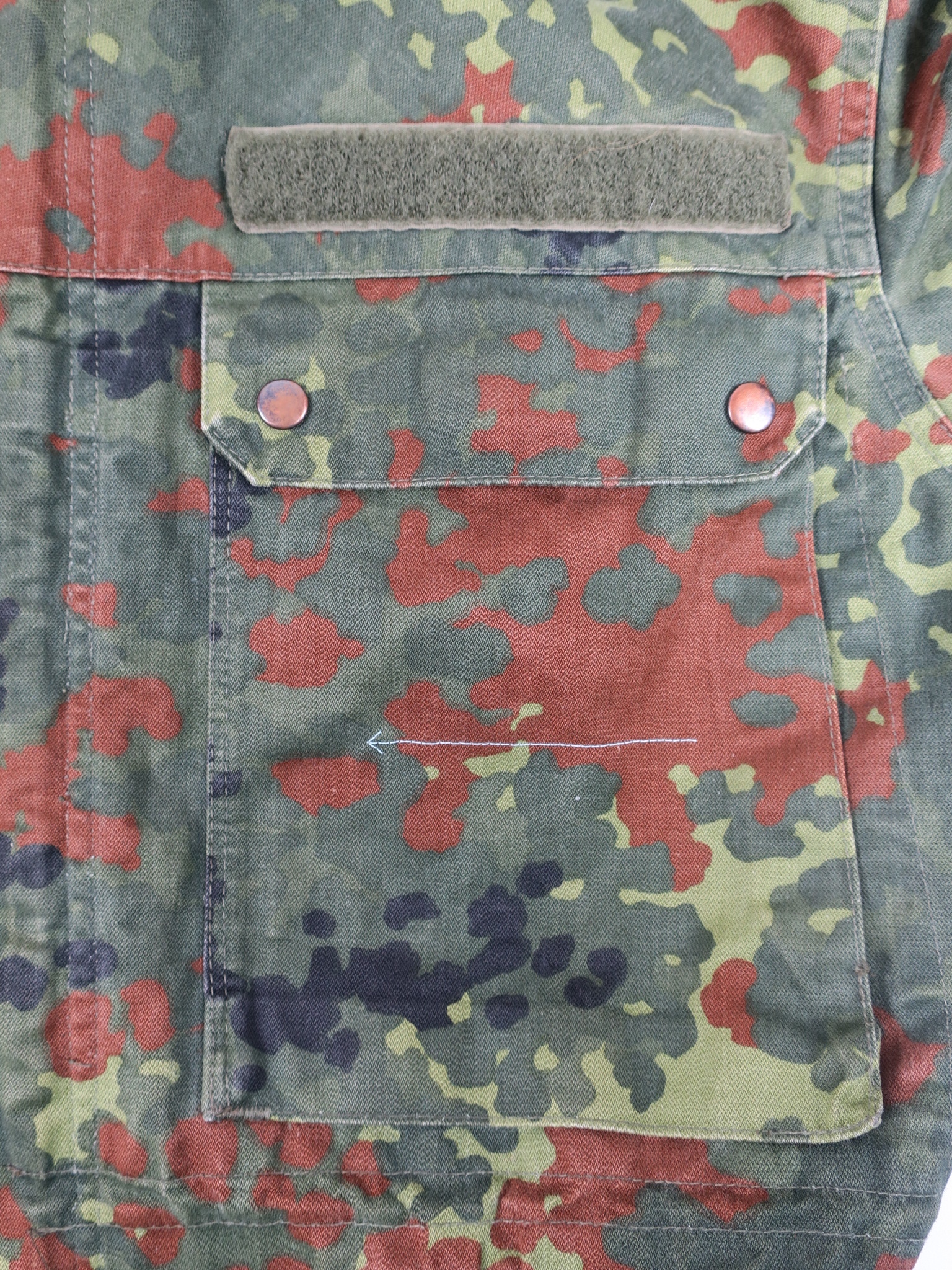camouflage camo statementfashion vegan hunting deer ethicalfashion fair fashion upcycle animallover parka embroidery handbestickt stickerei