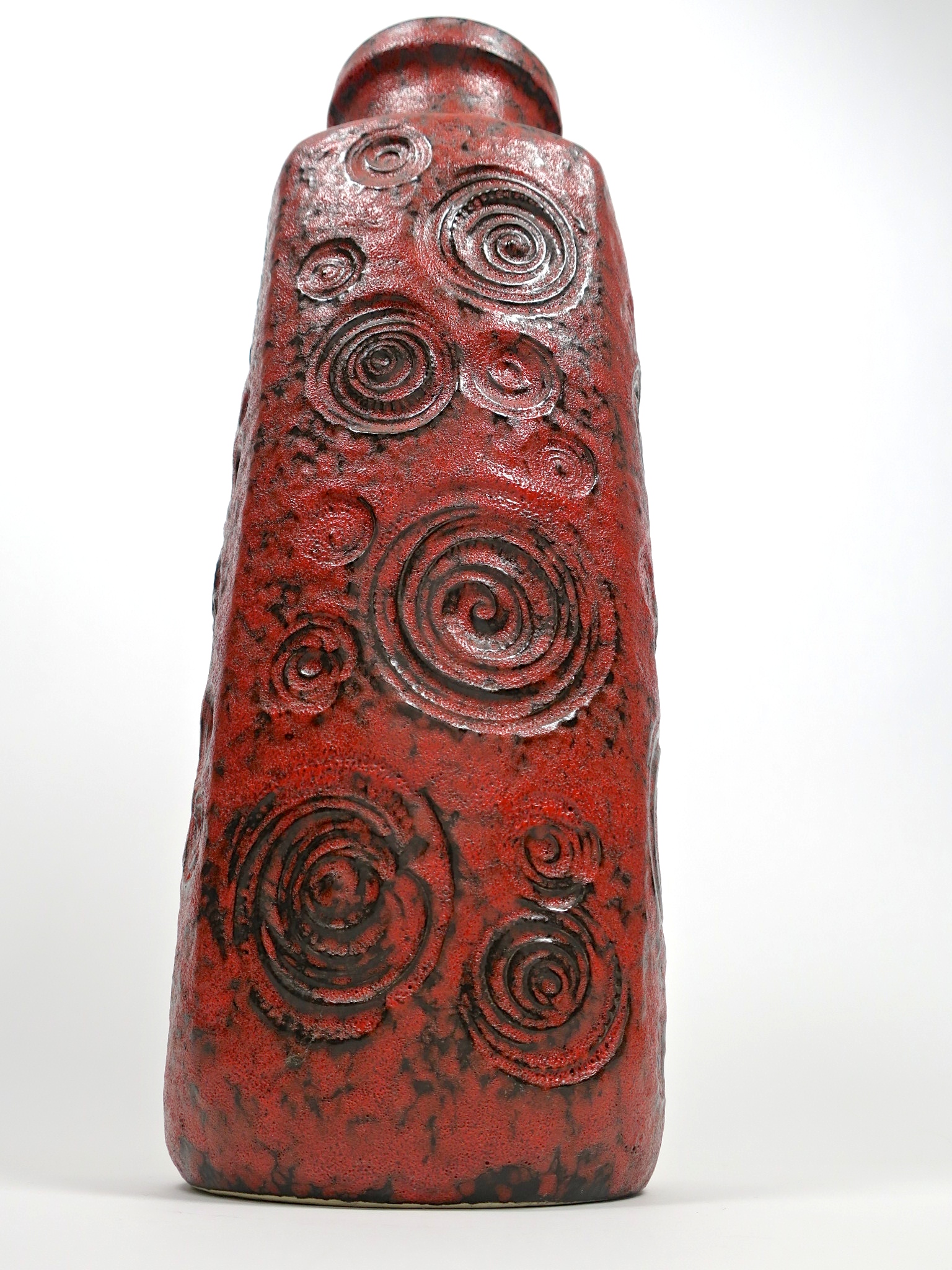 helica spirale céramique keramik vase bodenvase floorvase midcentury interior designer inneneinrichtung kaufmuseum geschenke