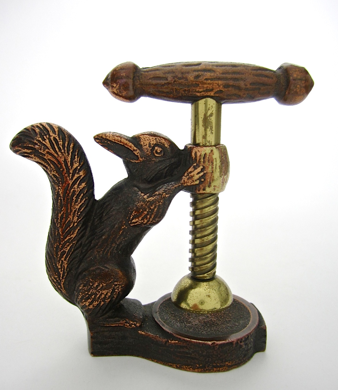Eichhörnchen walnuss squirrel Nussknacker nutcracker Geschenk vintage designer interior home tableware tafel festtafel weihnachten