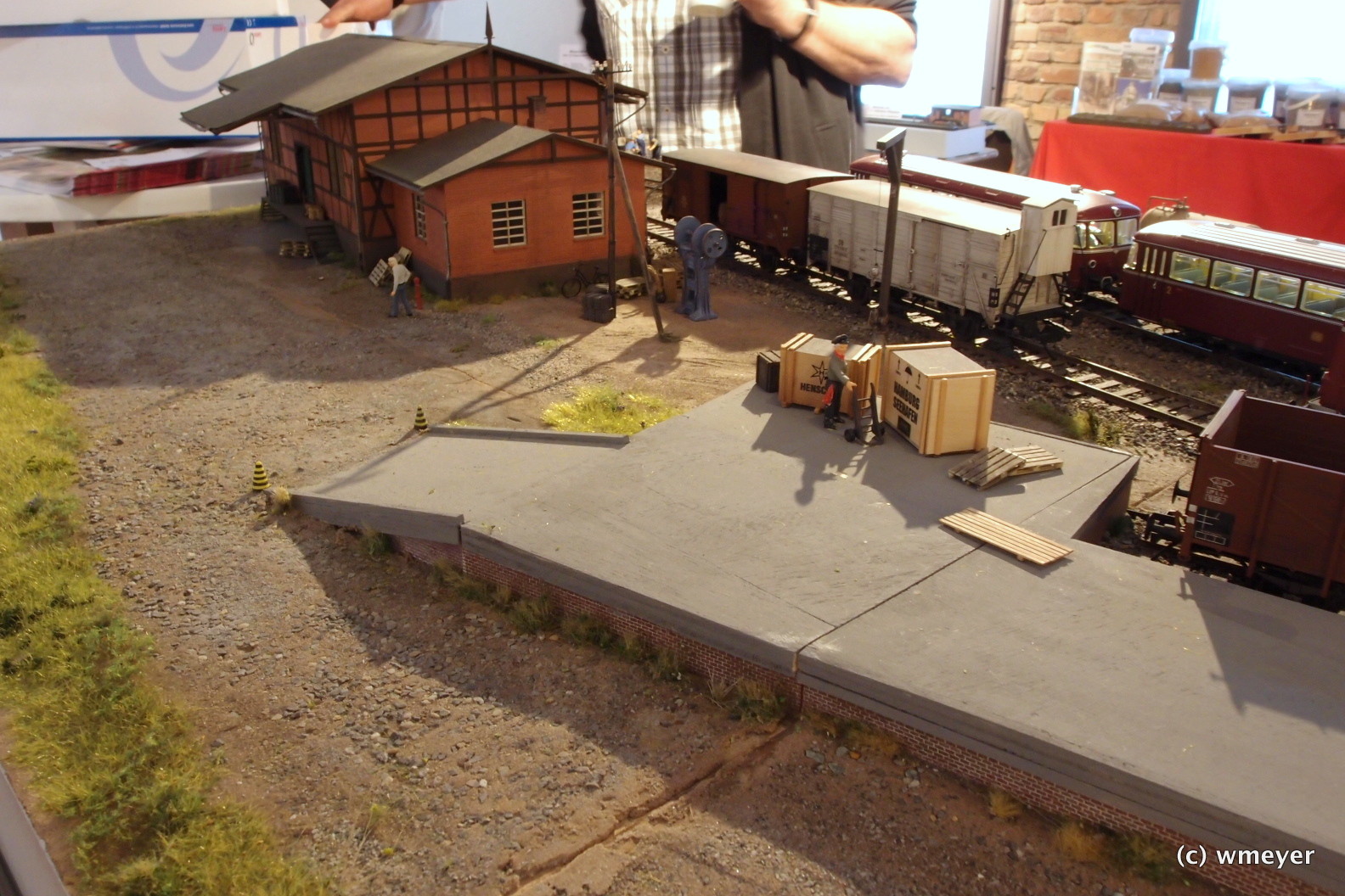 Nullingen - Ausstellungsanlage von Lenz