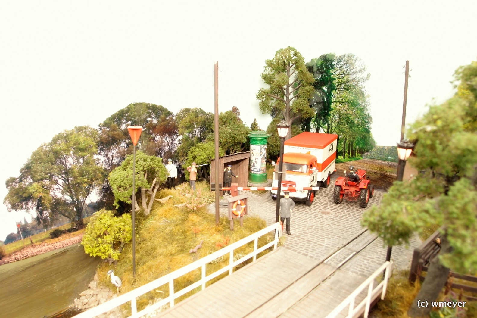 Schiffsbrücke aus den Niederlanden