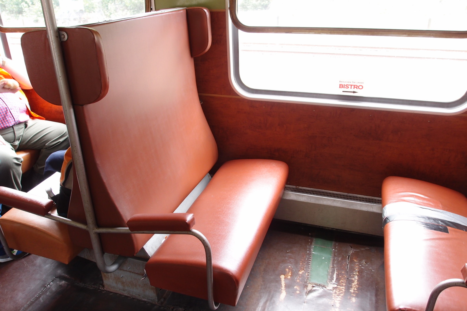 Sitzplätze im Reko-Wagen