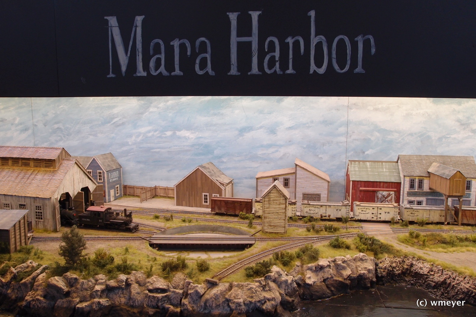 Mara Harbor bekannt von OntraXS