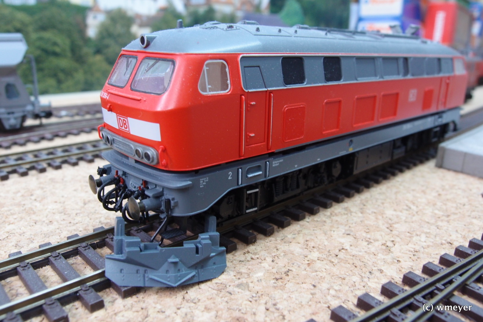 Fleischmann 218 gesupert (Gehäuse nur aufgesetzt)