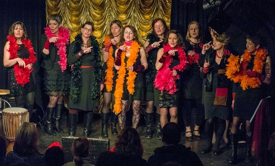 Frauenchor Intakt Bergatreute im Figurentheater Ravensburg