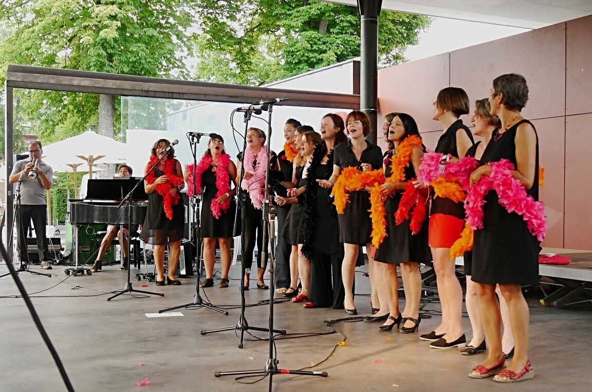 Frauenchor Intakt beim Fete de la Musique Weingarten