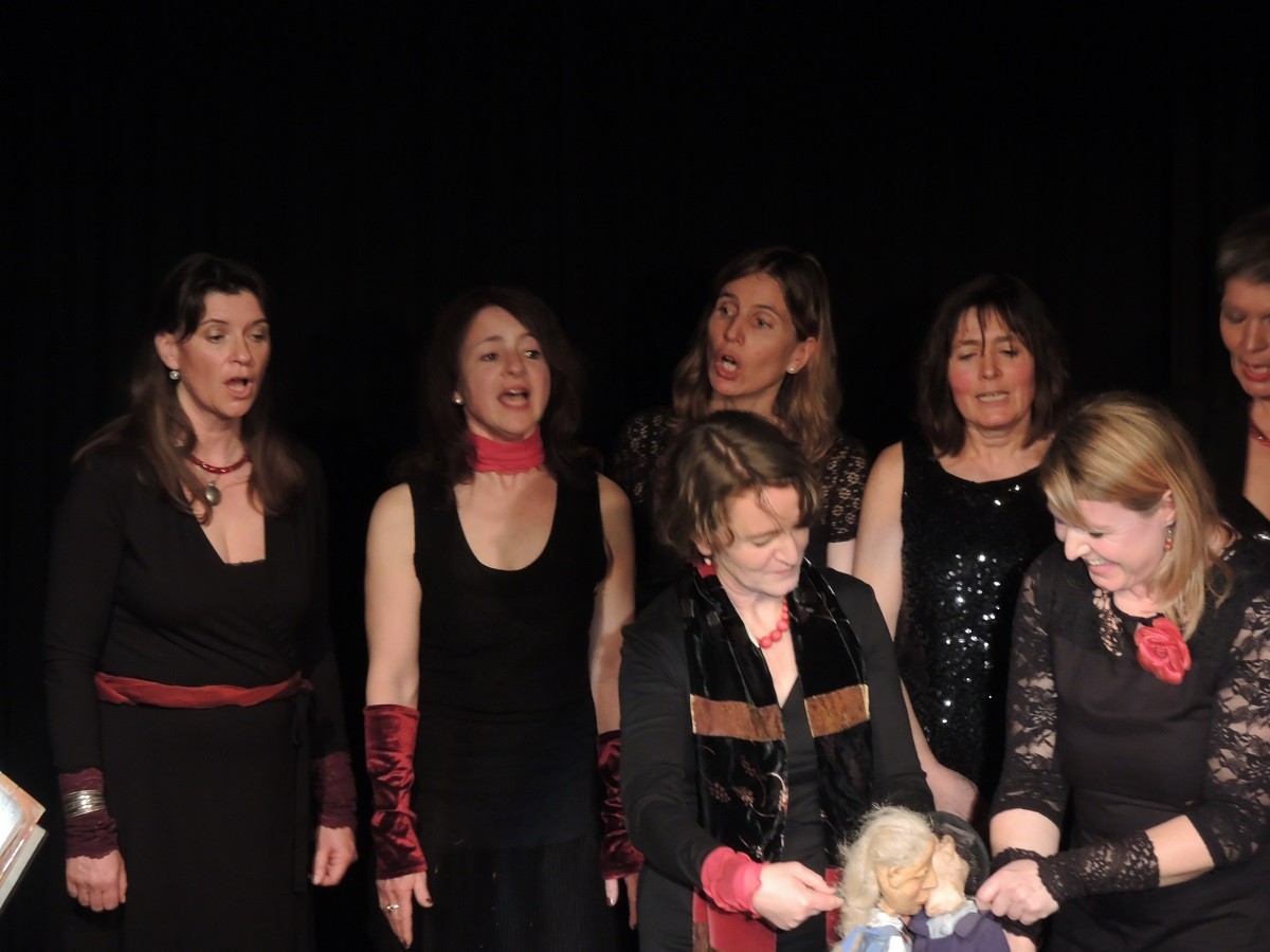 Frauenchor Intakt Bergatreute im Figurentheater Ravensburg