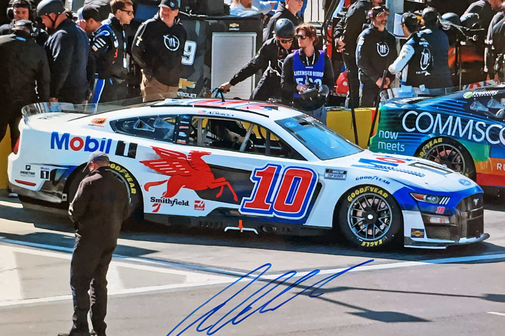 Autograph Aric Almirola Autogramm