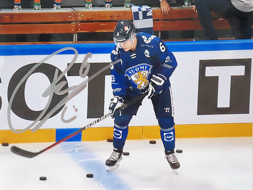 Autograph Julius Honka Autogramm 