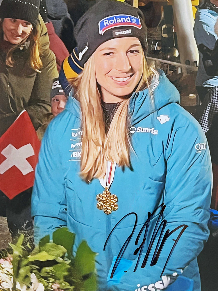 Autogramm Jasmin Flury Autograph