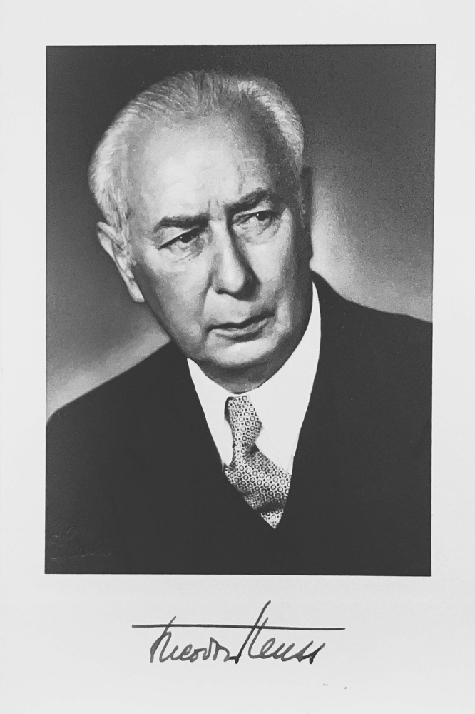 Thedor Heuss Autogramm Autograph